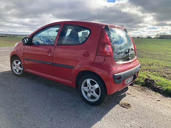 Peugeot 107 6 of 11