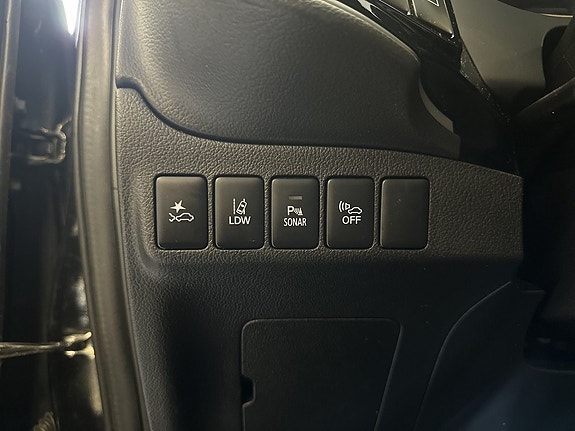 Mitsubishi Outlander 8 of 23