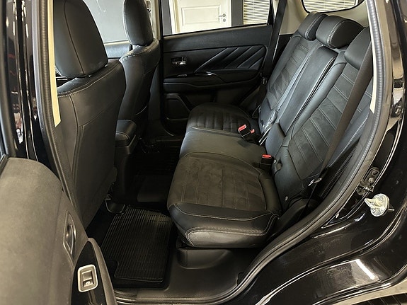 Mitsubishi Outlander 20 of 23