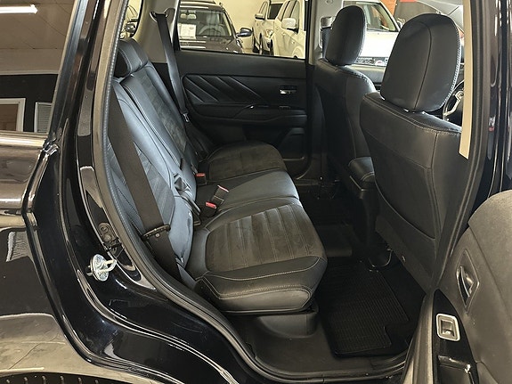 Mitsubishi Outlander 19 of 23