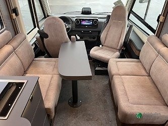 Eura Mobil Integra Line 726 EF Mercedes GT / Långbäddar 16 of 16