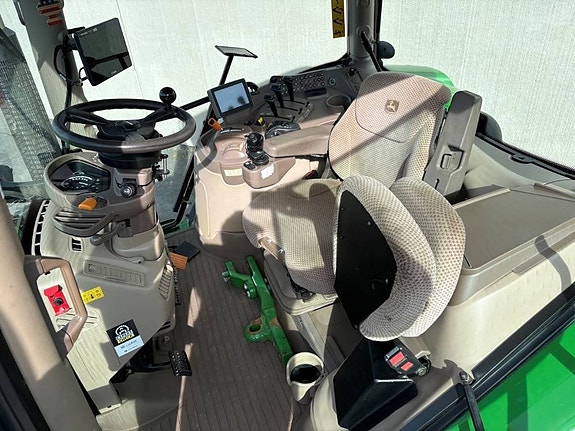 John Deere 6125 R 6 of 7