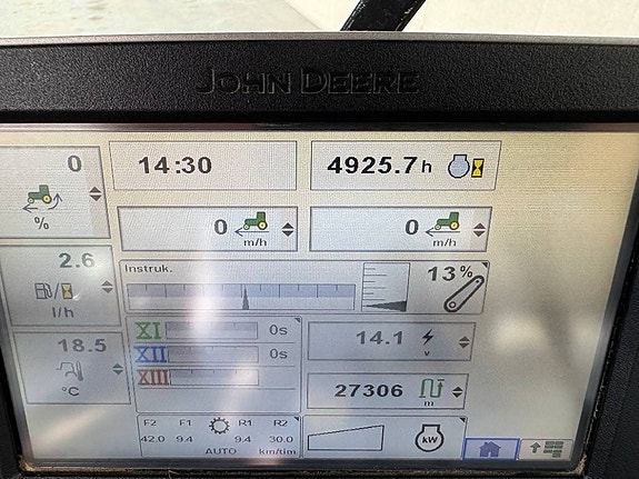 John Deere 6125 R 7 of 7