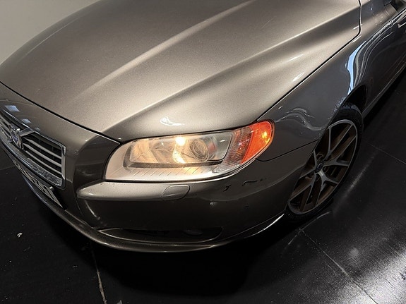Volvo S80 12 of 30