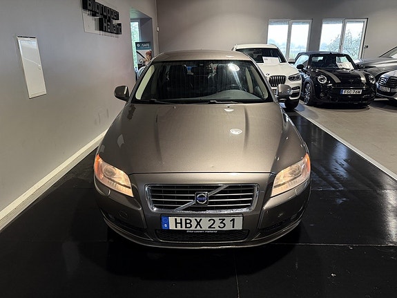Volvo S80 4 of 30