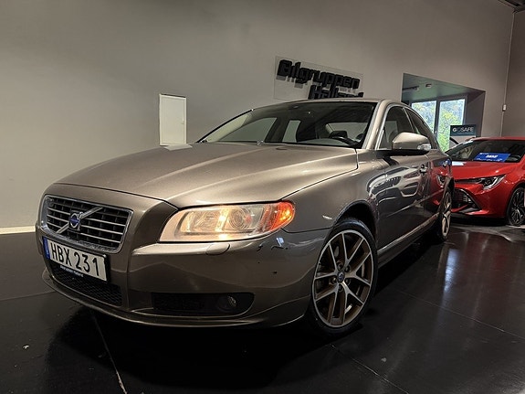 Volvo S80 11 of 30