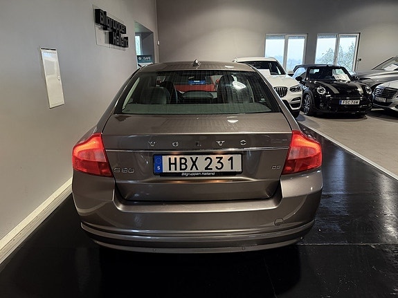 Volvo S80 9 of 30