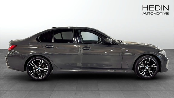 BMW 320 6 of 12