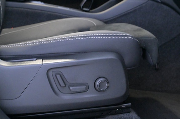 Volvo C40 13 of 27