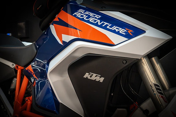 KTM 1290 Super Adventure R 15 of 23