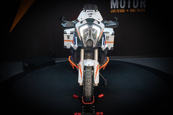 KTM 1290 Super Adventure R 9 of 23