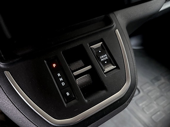 Peugeot e-Expert 14 of 17
