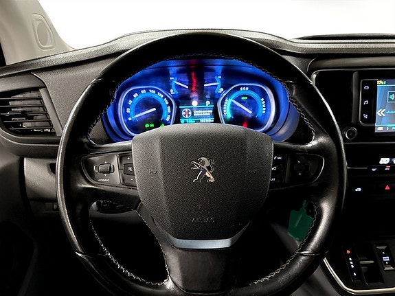 Peugeot e-Expert 10 of 17