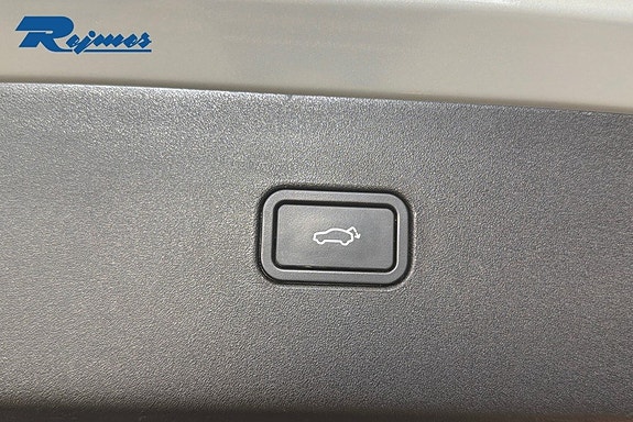 Volvo EX30 18 of 19