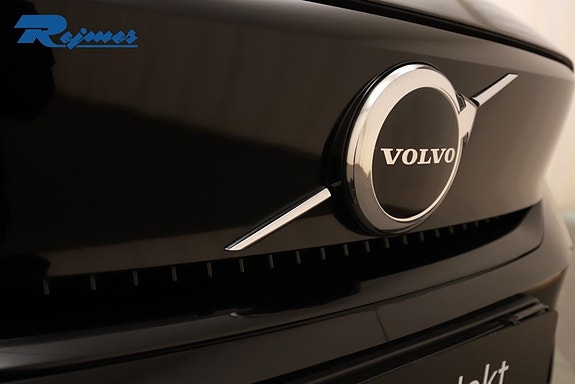 Volvo XC40 21 of 23
