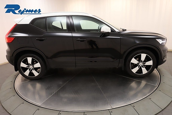 Volvo XC40 26 of 28