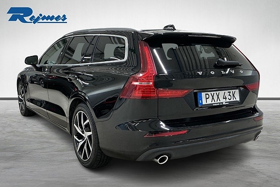 Volvo V60 2 of 18