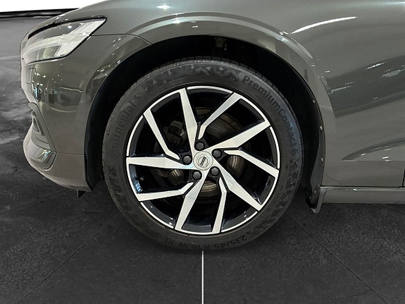 Volvo V60 9 of 13