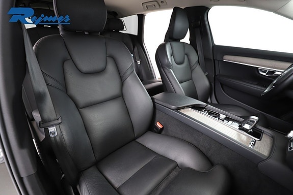 Volvo V90 Cross Country 6 of 23