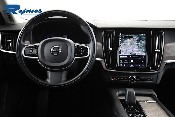 Volvo V90 Cross Country 4 of 23