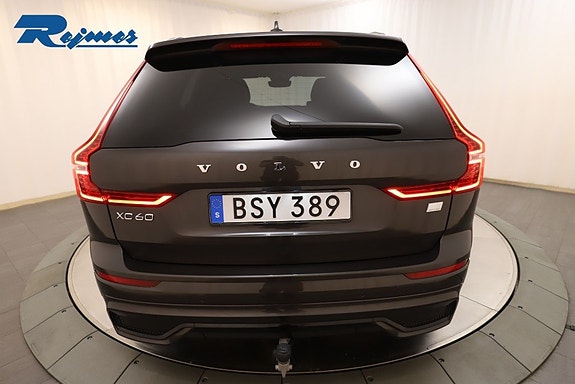 Volvo XC60 20 of 30