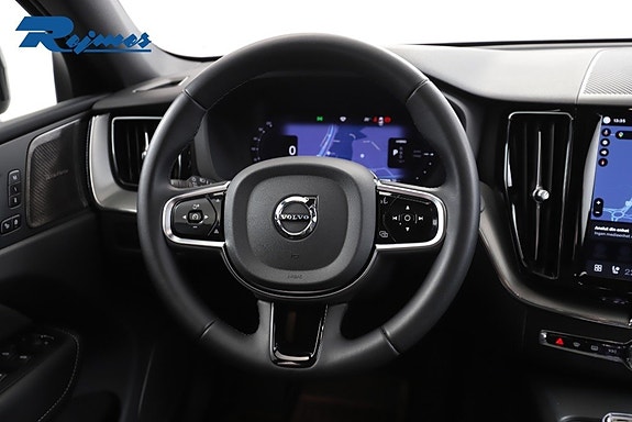 Volvo XC60 4 of 30