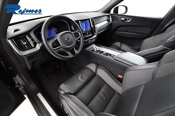 Volvo XC60 5 of 30