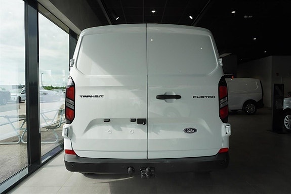 Ford Transit Custom 4 of 11