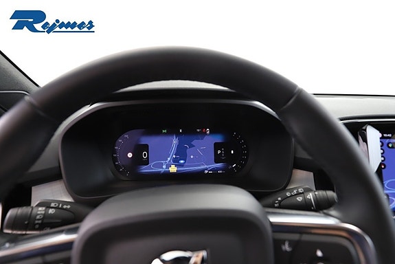 Volvo XC40 9 of 28