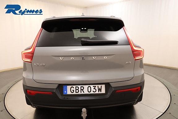 Volvo XC40 19 of 28