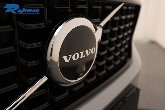 Volvo XC40 17 of 28