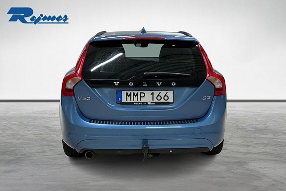 Volvo V60 4 of 19