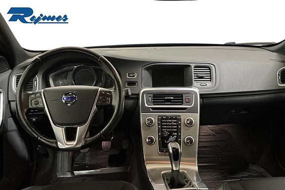 Volvo V60 7 of 19