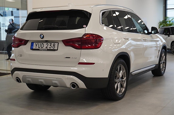 BMW X3 18 of 18