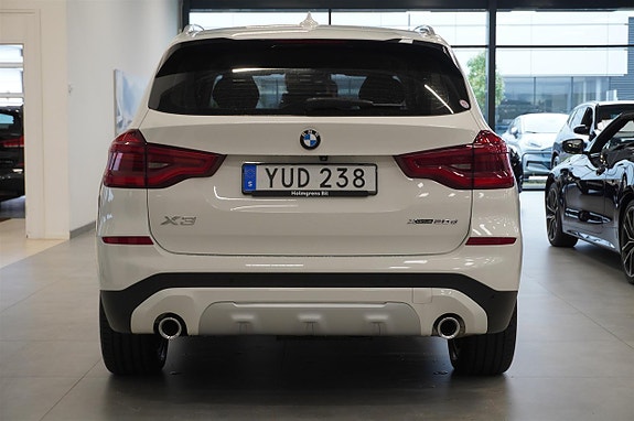 BMW X3 17 of 18