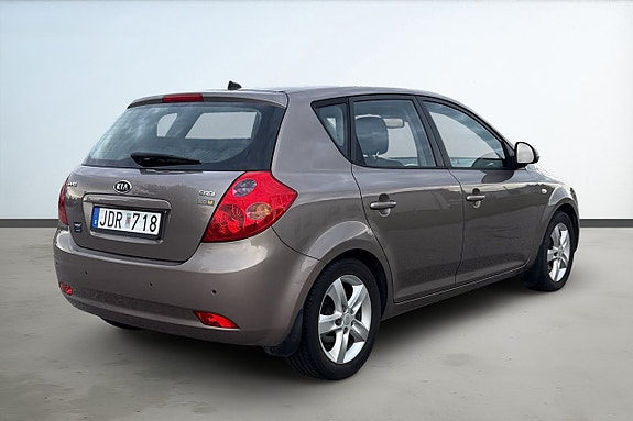 Kia Ceed 5 of 18