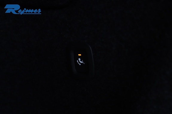 Volvo XC40 23 of 29