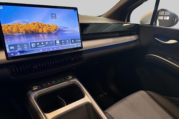 BYD Dolphin G 10 of 22