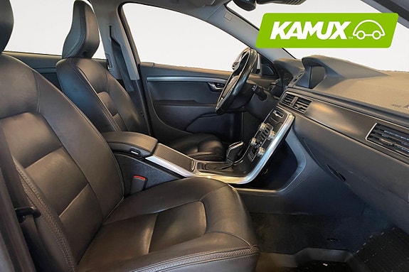 Volvo XC70 15 of 26