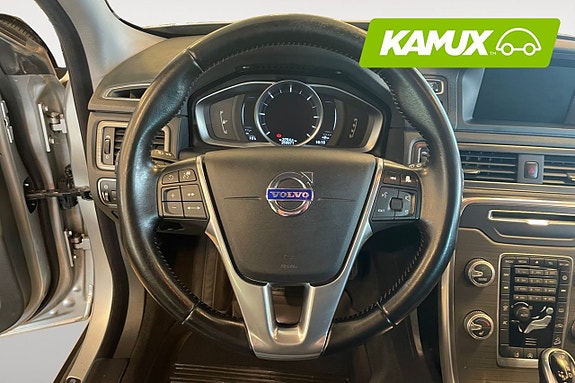 Volvo XC70 13 of 26