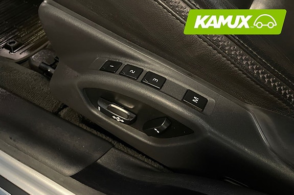 Volvo XC70 22 of 26