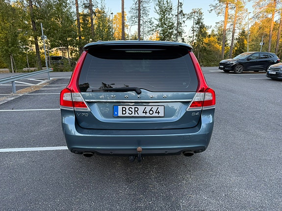 Volvo V70 5 of 9
