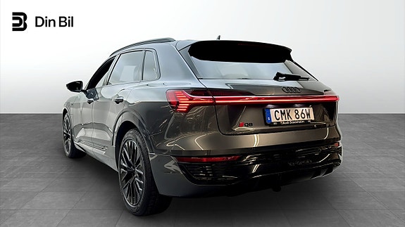 Audi Q8 e-tron 3 of 24