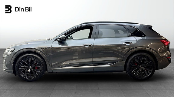 Audi Q8 e-tron 2 of 24