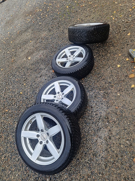 Product image 1 of 3