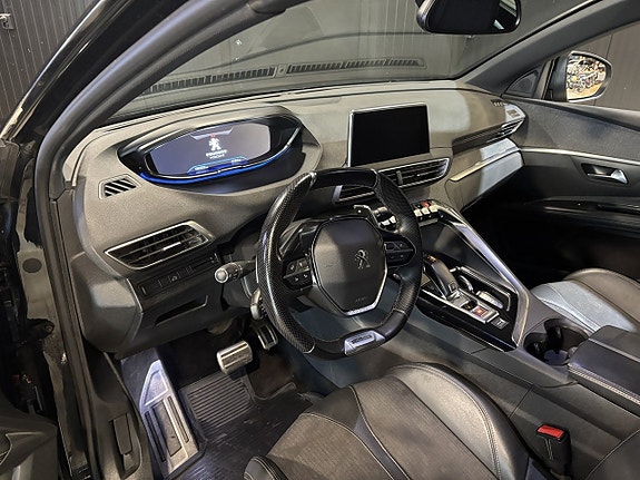 Peugeot 5008 7 of 26