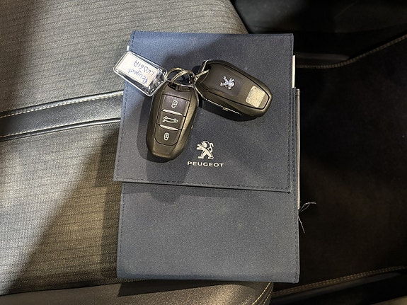 Peugeot 5008 24 of 26