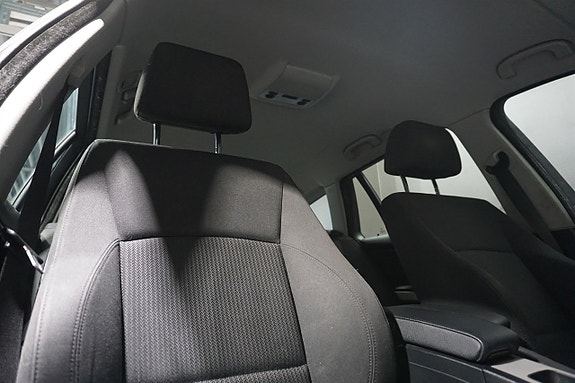 BMW 320 11 of 18