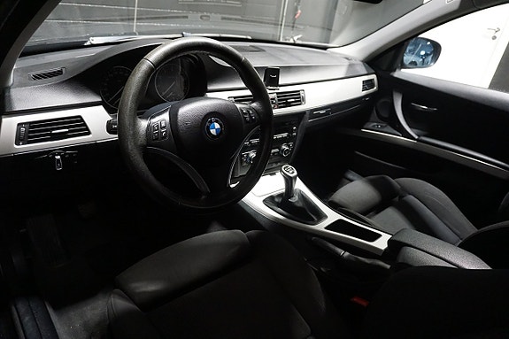 BMW 320 13 of 18