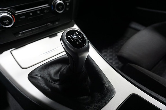 BMW 320 14 of 18